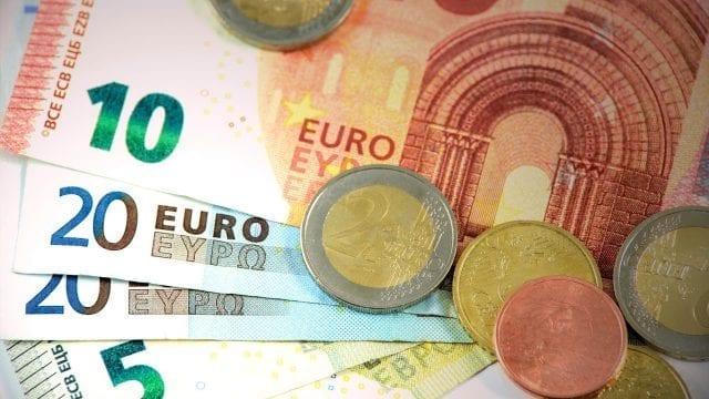 Currency in Portugal: What You Should Know About Money in Portugal