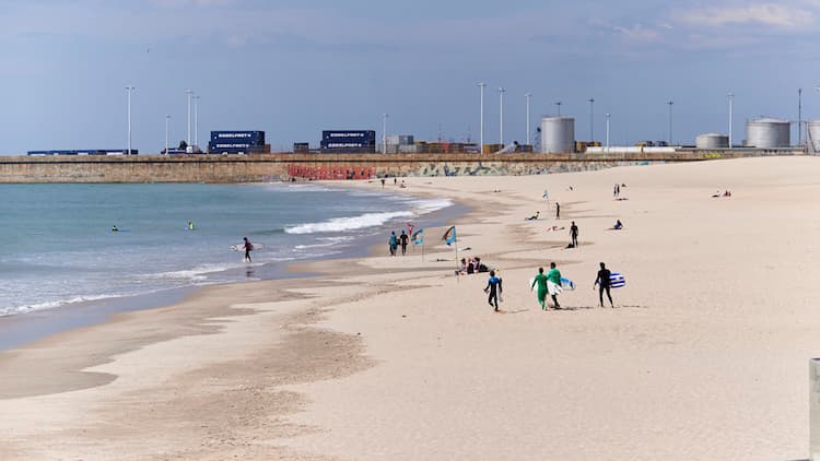 Matosinhos beach surf