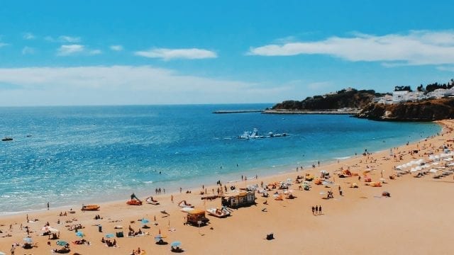 Algarve Weather and Things To Do for the Whole Year