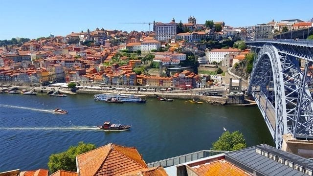 Property in Porto: Is it the Right Time to Buy a House or an Apartment?