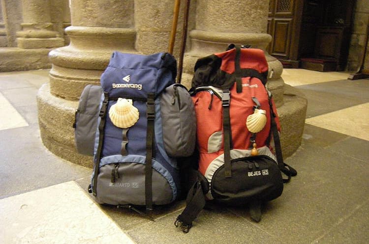Camino packs Portugal