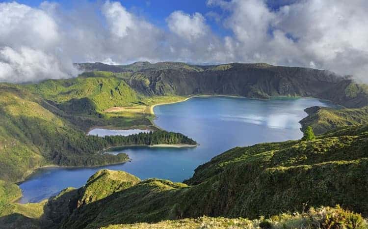 Lagoa do Fogo Sao Miguel Portugal