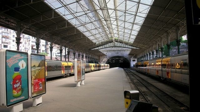 A Guide to Porto Train Stations