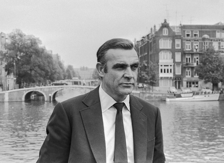 Sean Connery, James Bond