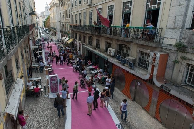 Lisbon´s Pink Street on Rua Nova do Carvalho