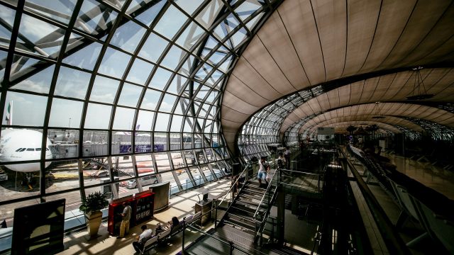 https://www.beportugal.com/wp-content/uploads/2019/06/portugal-airport-transfers-640x360.jpg