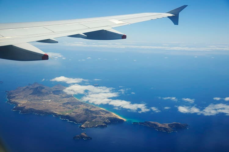 Flying-into-Porto-Santo