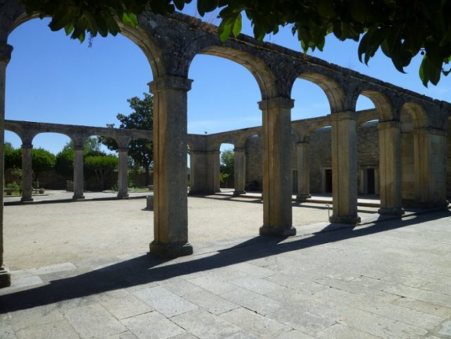 Paço Episcopal Ruins