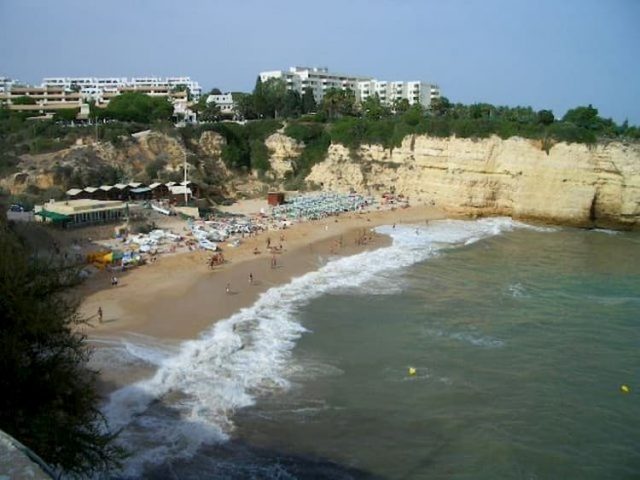 praia da nossa senhora da rocha